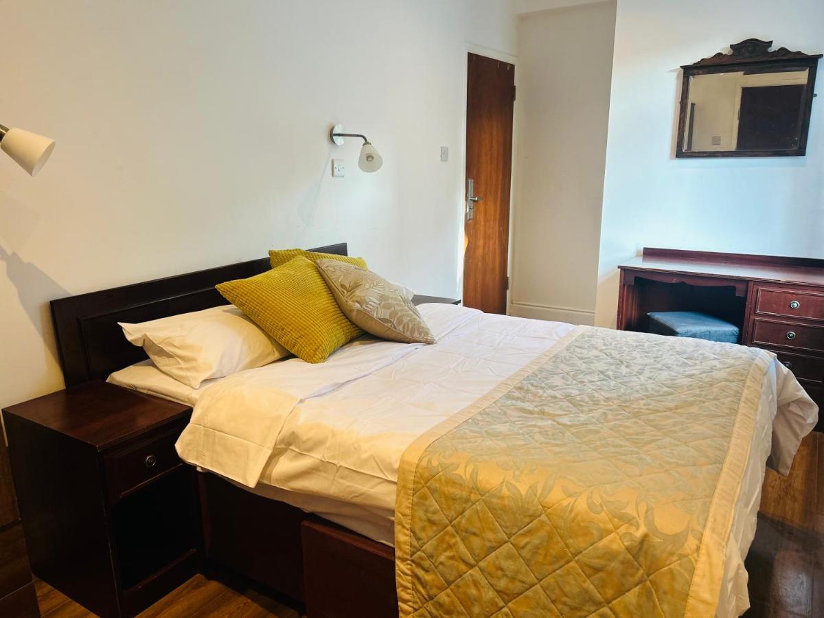 Sinai Hotel Лондон Екстериор снимка